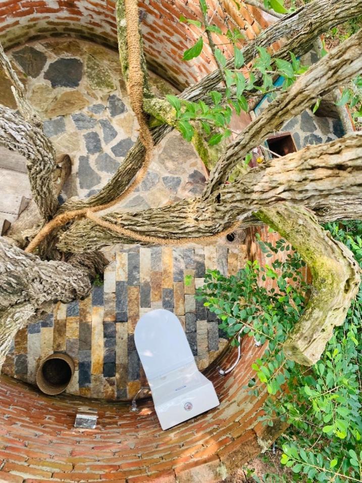 Mamba Yala Hotel Tissamaharama Bagian luar foto